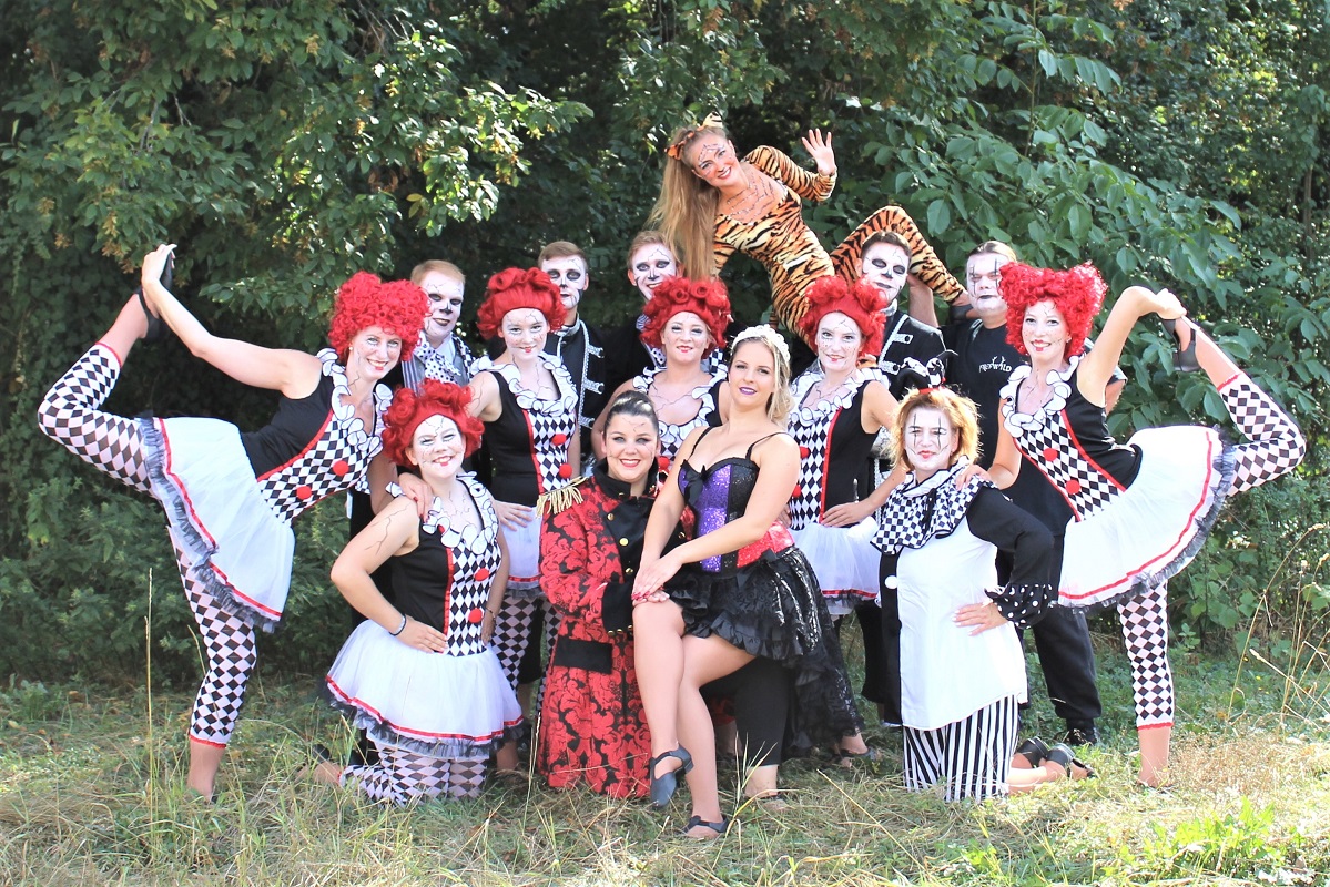 18-19 Zirkus der Horrors